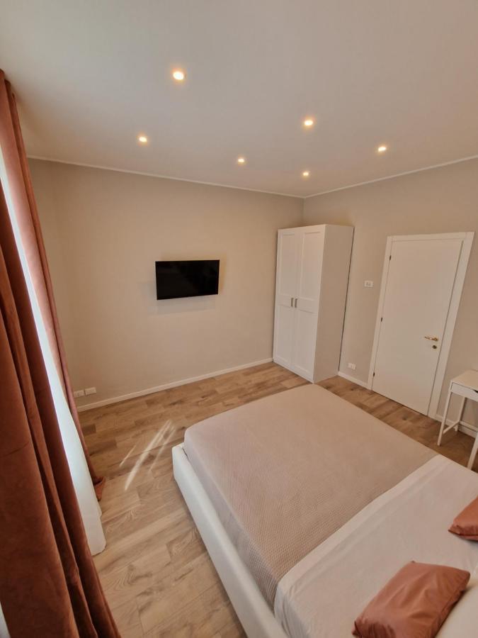 Flora House Apartment Специя Екстериор снимка