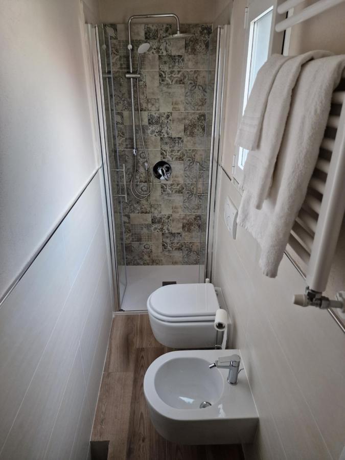 Flora House Apartment Специя Екстериор снимка