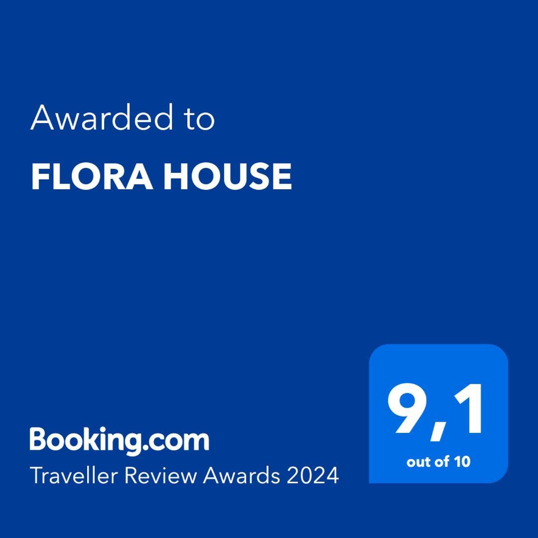 Flora House Apartment Специя Екстериор снимка